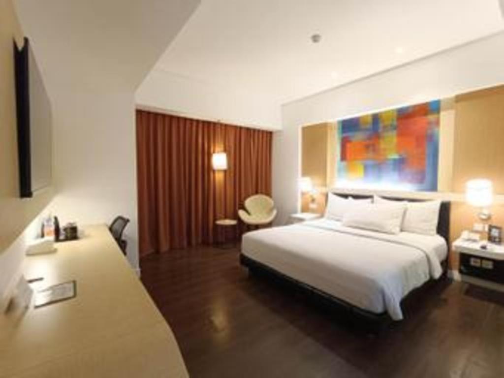 Brits Hotel Караванг Екстериор снимка
