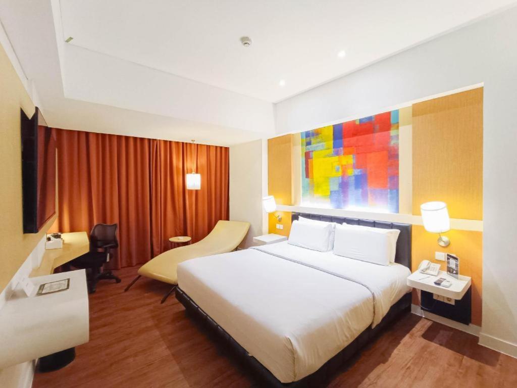 Brits Hotel Караванг Екстериор снимка